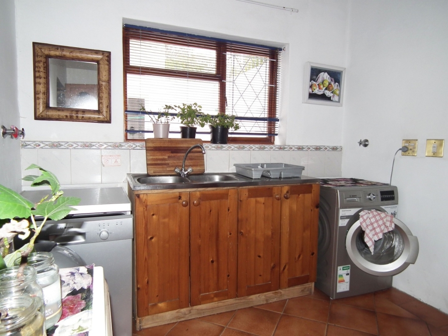 6 Bedroom Property for Sale in Buitenverwagting Western Cape